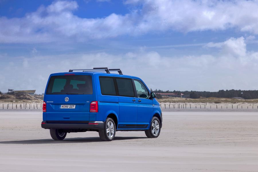  Volkswagen Multivan Freestyle 2016 года  (фото 2 из 5)